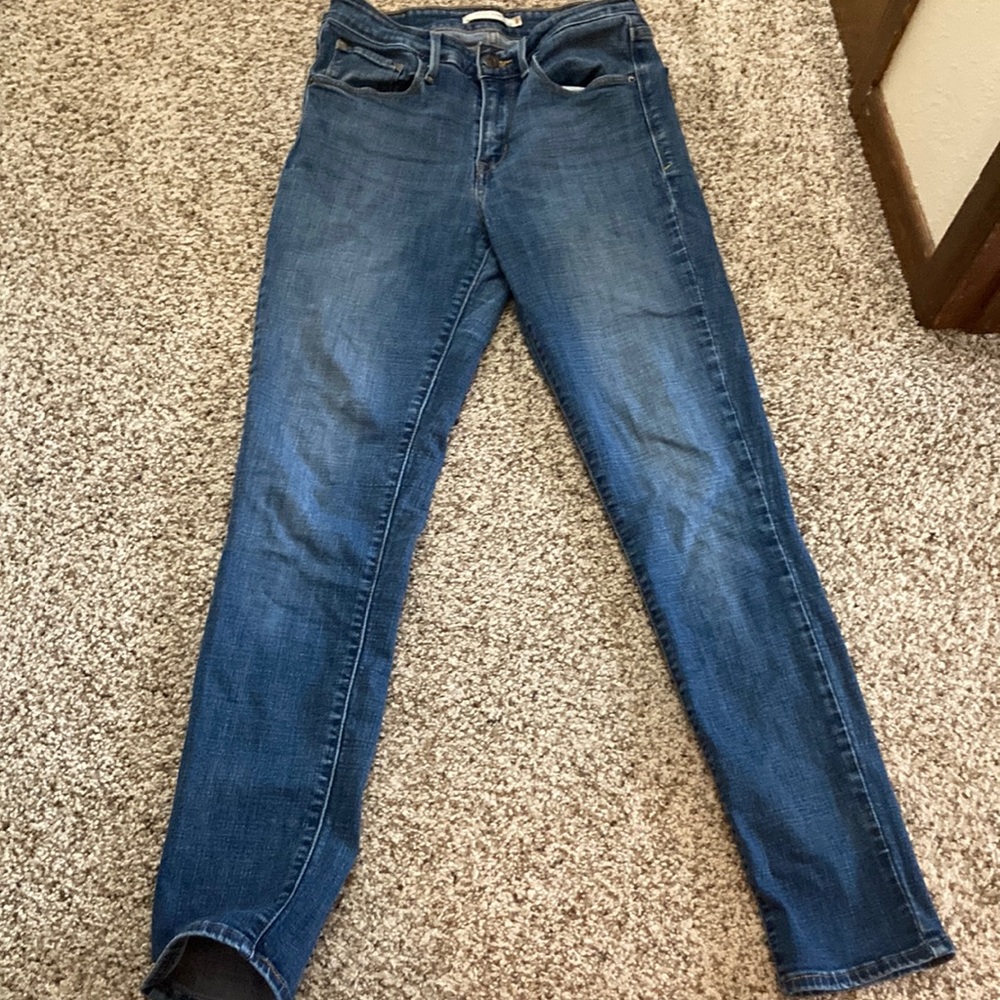 Women’s Levi Mid rise Skinny jean
